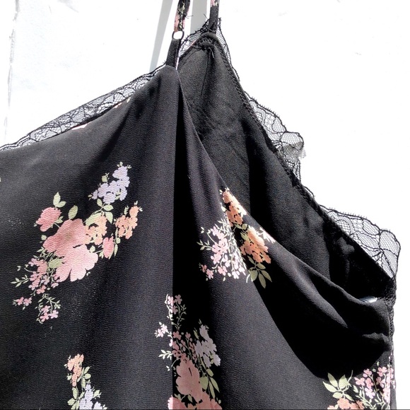 SO Black Lace Trim Floral Chiffon Cami Size 2X - Picture 8 of 16